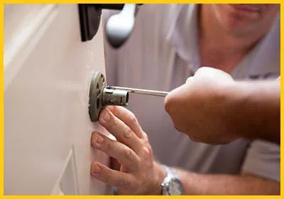 Expert Locksmith Store Bradenton, FL 941-564-3366 Expert Locksmith Store Bradenton, FL 941-564-3366 - 23-13